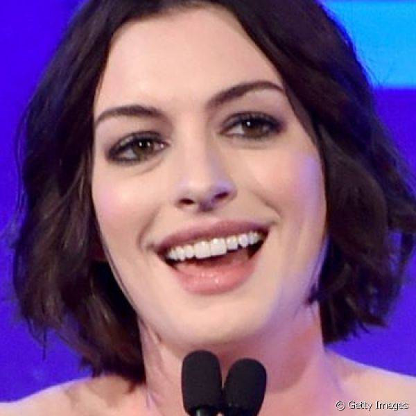 Em celebração realizada em Beverly Hills, no início de 2015, a atriz apostou em uma maquiagem discreta, com batom nude e olhos com pouca sombra